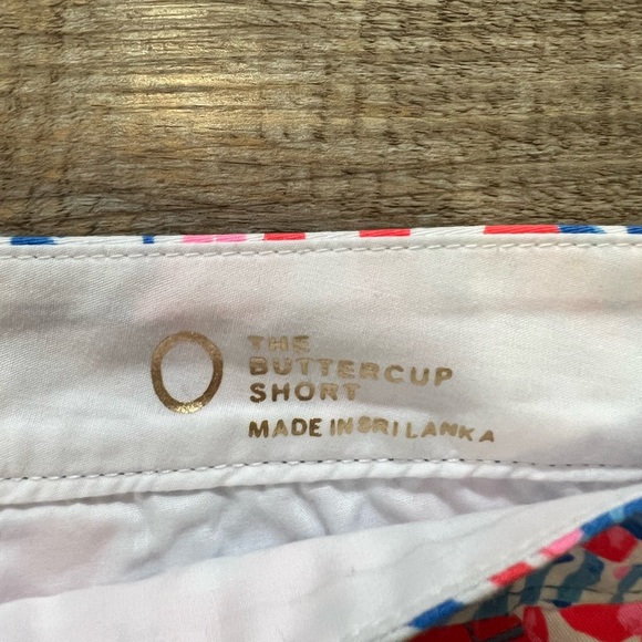 Lilly Pulitzer red white and blue pop pop printed buttercup scalloped shorts - Picture 12 of 13